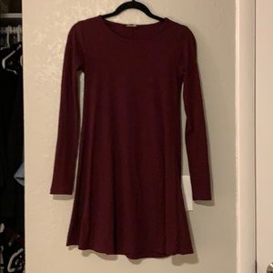 Maroon long sleeve dress